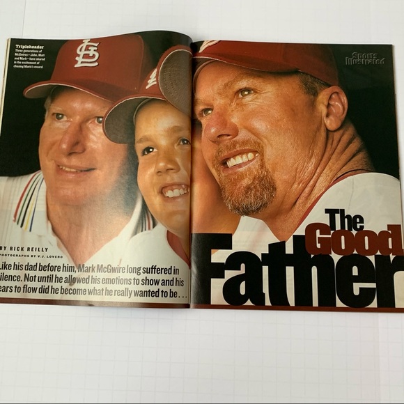 Mark McGwire St Louis Cardinals Sports Illustrated Magazine September 7, 1998 - Picture 6 of 8